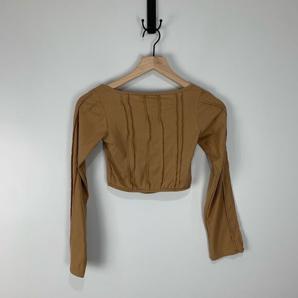 Pretty Little Thing Mocha Exposed Seam Crop Top - Picture 6 of 7